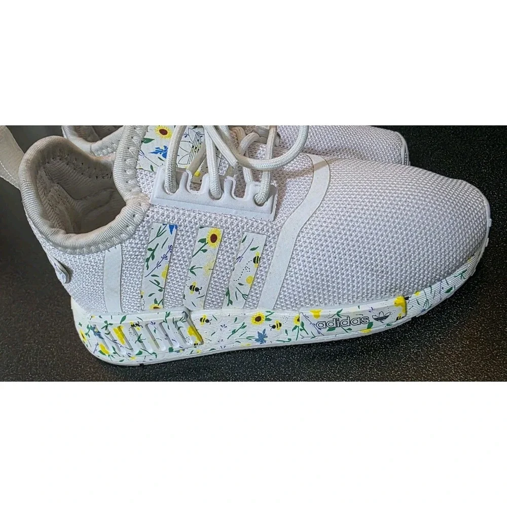 adidas Originals NMD_R1 Multicolor White Sun Flower IG7296 Girls Sneaker Shoe 8k